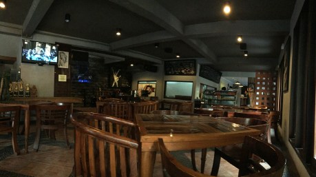 D'Fresh Guest House Resto